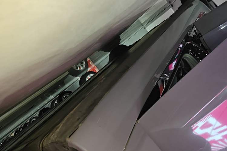 Used Tesla Model 3 2022 Rear-Wheel-Drive Version Right Side Sill