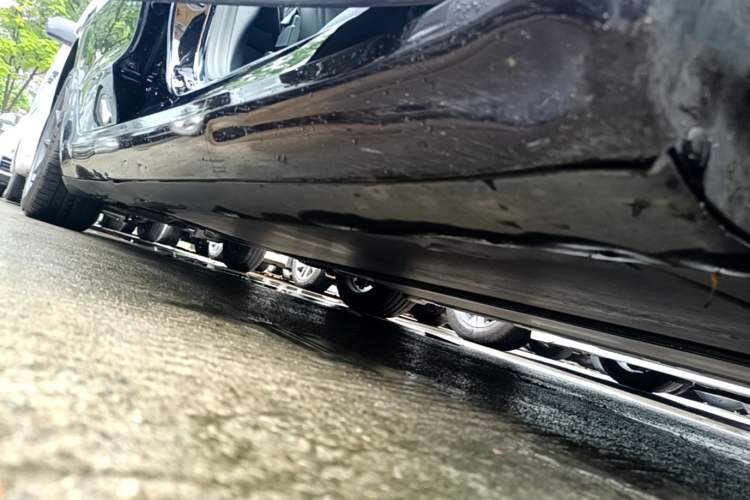 Used Tesla Model 3 2022 Rear-Wheel-Drive Version Right Side Sill