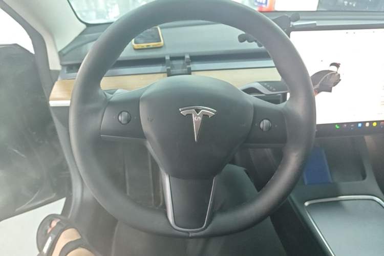 Used Tesla Model 3 2022 Performance High-Performance All-Wheel-Drive Version Steering Wheel