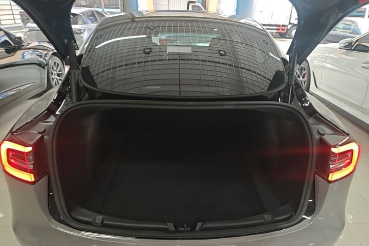 Used Tesla Model 3 2022 Rear-Wheel-Drive Version Trunk