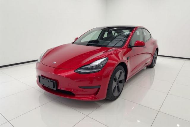 Tesla Model 3 2022 Rear-Wheel-Drive Version مستعملة
