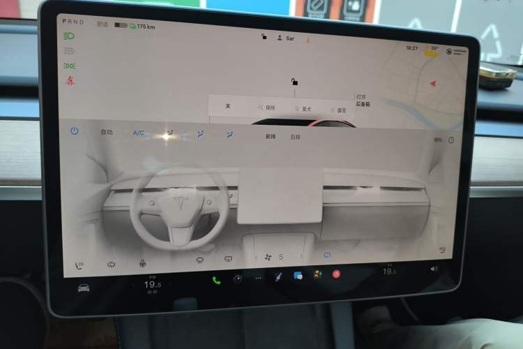 Used Tesla Model 3 2022 Rear-Wheel-Drive Version Audio And AC Panel