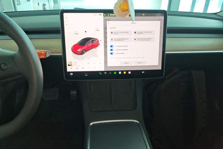 Used Tesla Model 3 2022 Rear-Wheel-Drive Version Audio And AC Panel