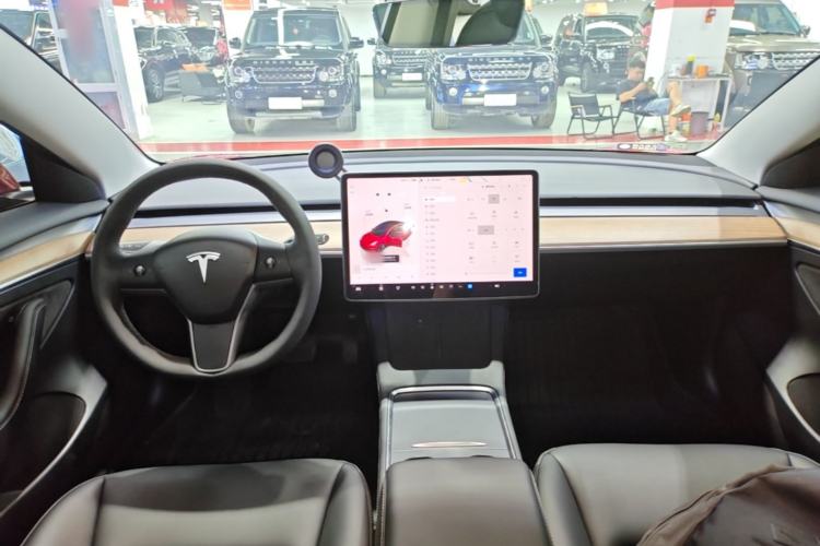 Used Tesla Model 3 2022 Rear-Wheel-Drive Version Center Console
