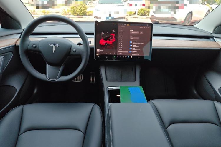 Used Tesla Model 3 2022 Performance High-Performance All-Wheel-Drive Version Center Console