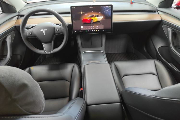 Used Tesla Model 3 2022 Rear-Wheel-Drive Version Center Console