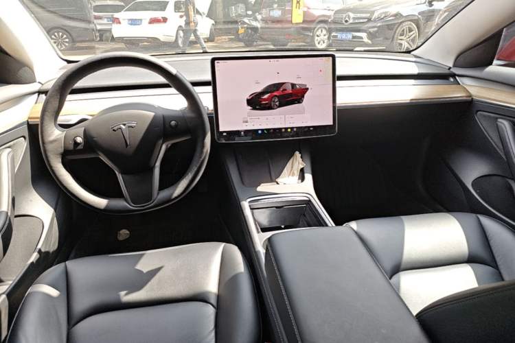 Used Tesla Model 3 2022 Rear-Wheel-Drive Version Center Console