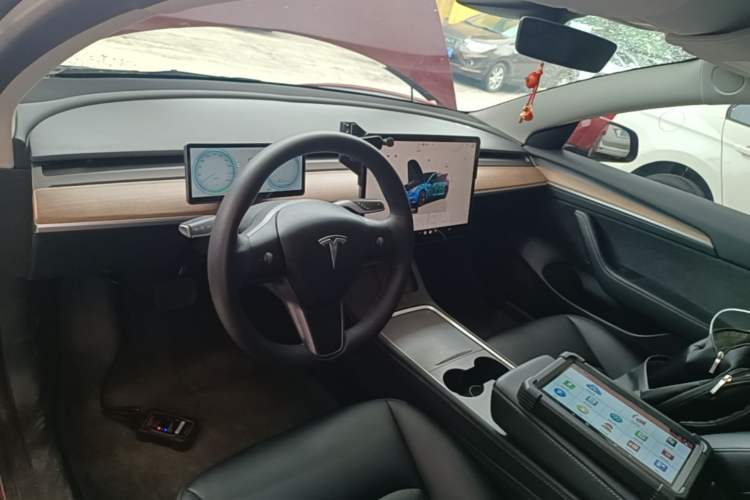 Used Tesla Model 3 2022 Rear-Wheel-Drive Version Center Console