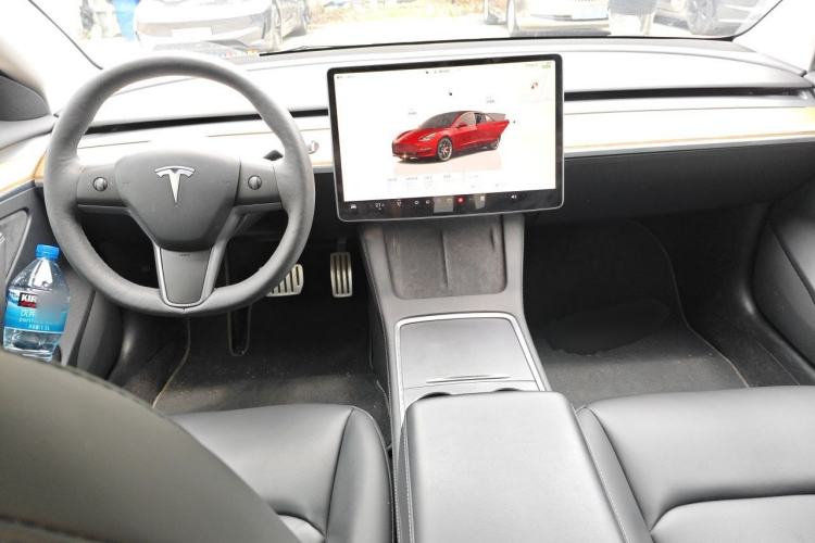 Used Tesla Model 3 2022 Performance High-Performance All-Wheel-Drive Version Center Console