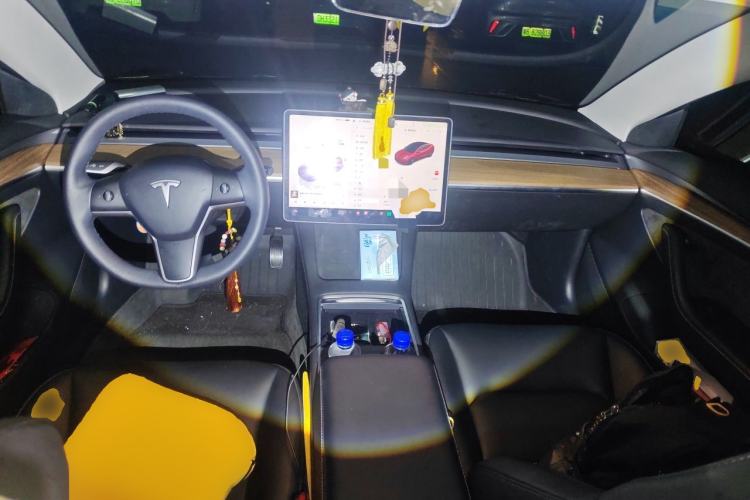 Used Tesla Model 3 2022 Rear-Wheel-Drive Version Center Console