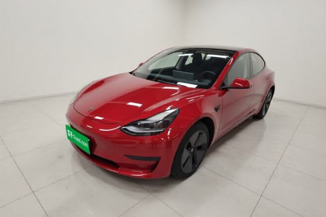 Ojetý Tesla Model 3 2022 Rear-Wheel-Drive Version