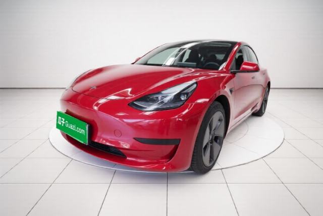 Ojetý Tesla Model 3 2022 Rear-Wheel-Drive Version