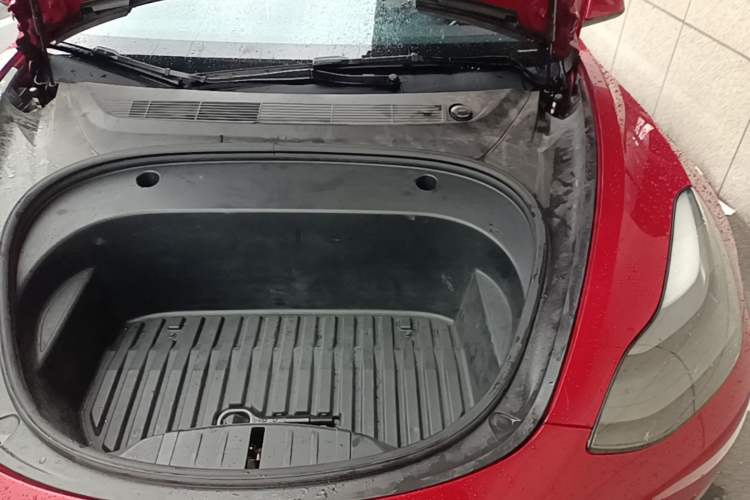 Used Tesla Model 3 2022 Performance High-Performance All-Wheel-Drive Version Engine Bay Left