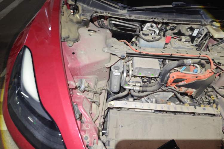Used Tesla Model 3 2022 Performance High-Performance All-Wheel-Drive Version Engine Bay Right