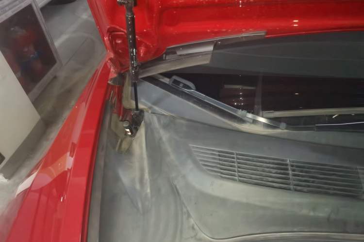 Used Tesla Model 3 2022 Rear-Wheel-Drive Version Engine Bay Right