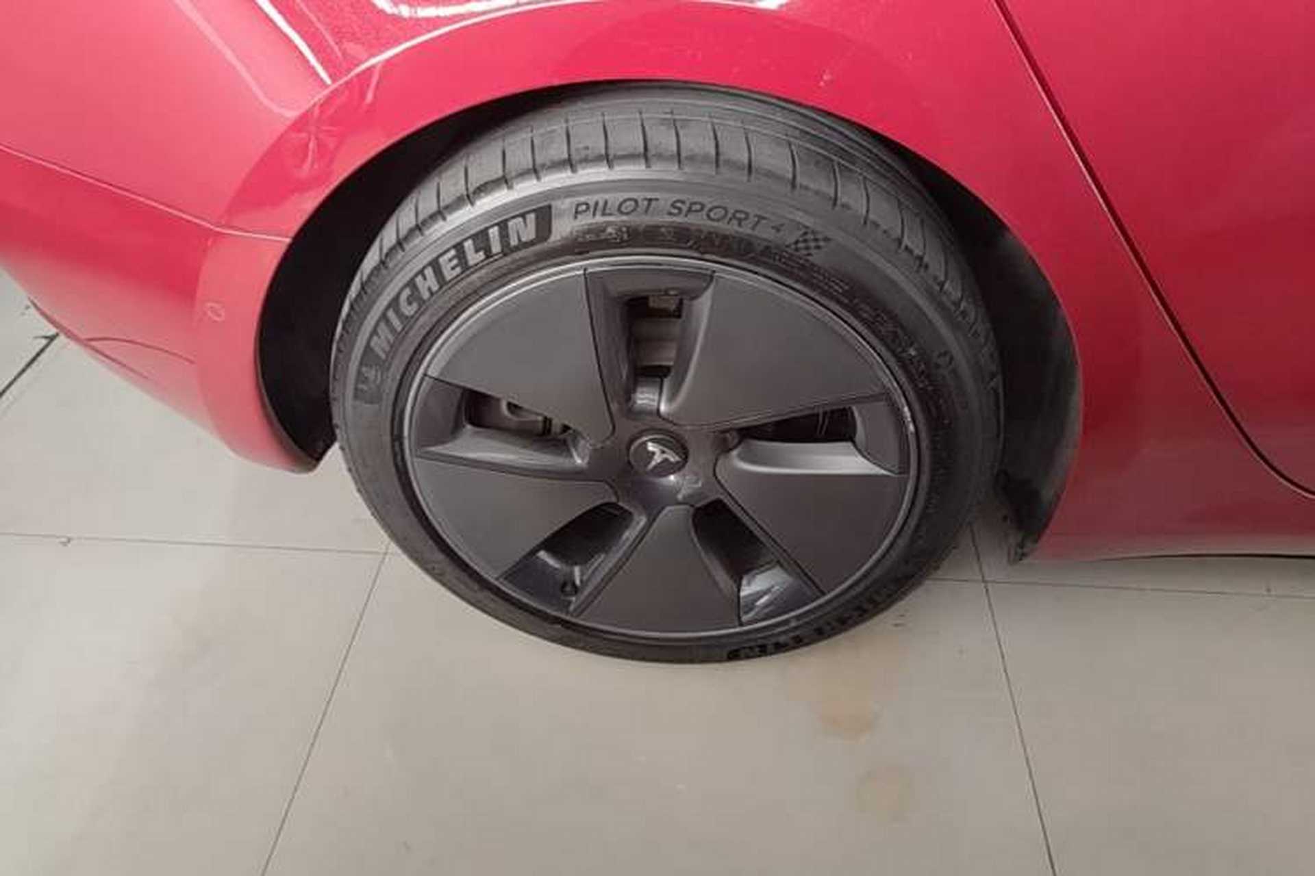 Used Tesla Model 3 2022 Rear-Wheel-Drive Version Exterior 2