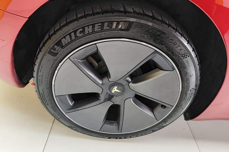Used Tesla Model 3 2022 Rear-Wheel-Drive Version Exterior 5