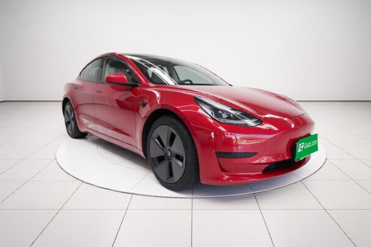 Used Tesla Model 3 2022 Rear-Wheel-Drive Version Front Right 45 Deg