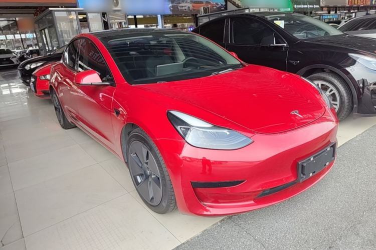 Used Tesla Model 3 2022 Rear-Wheel-Drive Version Front Right 45 Deg