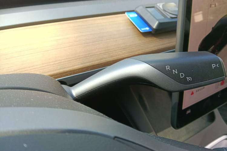 Used Tesla Model 3 2022 Performance High-Performance All-Wheel-Drive Version Gear Lever