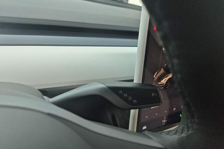 Used Tesla Model 3 2022 Performance High-Performance All-Wheel-Drive Version Gear Lever