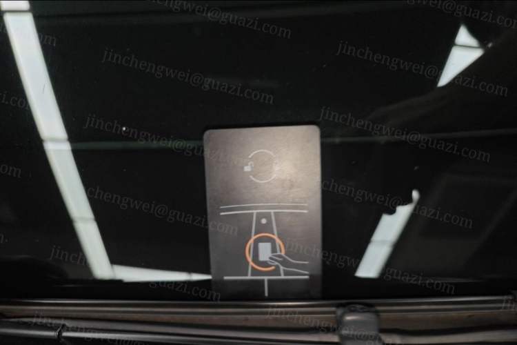 Used Tesla Model 3 2022 Rear-Wheel-Drive Version Interior 1