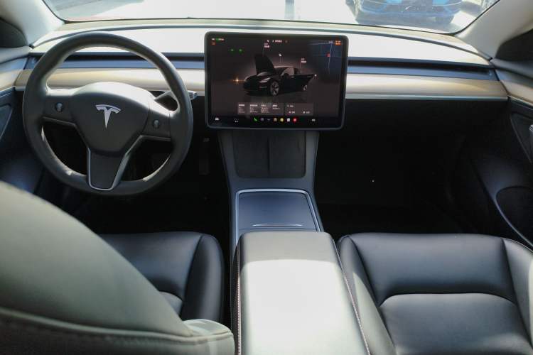 Used Tesla Model 3 2022 Rear-Wheel-Drive Version Interior 2