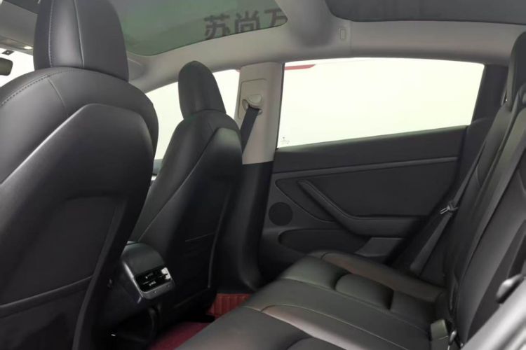 Used Tesla Model 3 2022 Rear-Wheel-Drive Version Interior 2