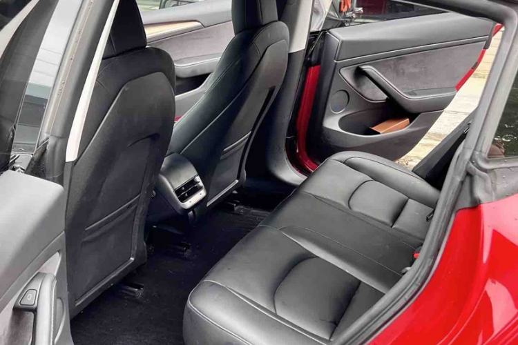 Used Tesla Model 3 2022 Rear-Wheel-Drive Version Interior 3