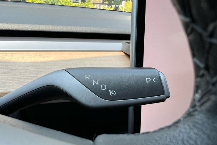 Used Tesla Model 3 2022 Rear-Wheel-Drive Version Interior 4