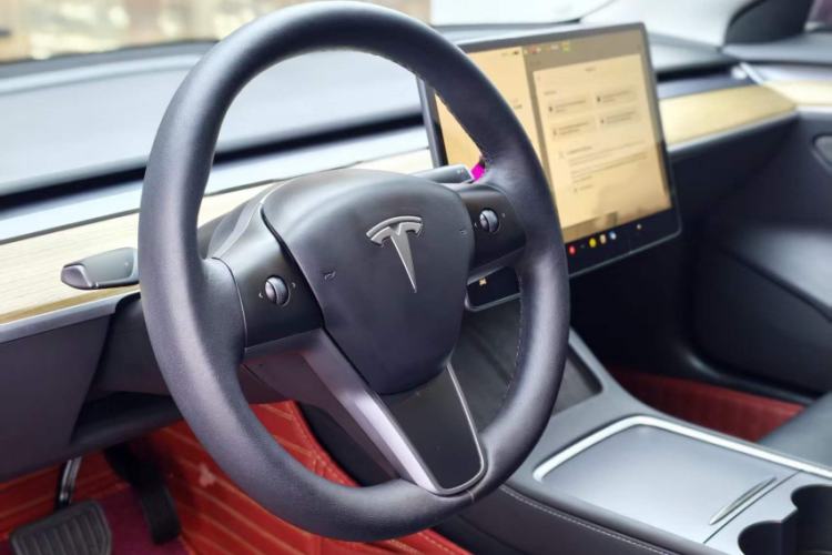 Used Tesla Model 3 2022 Rear-Wheel-Drive Version Interior 5
