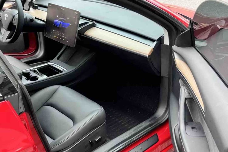 Used Tesla Model 3 2022 Rear-Wheel-Drive Version Interior 6