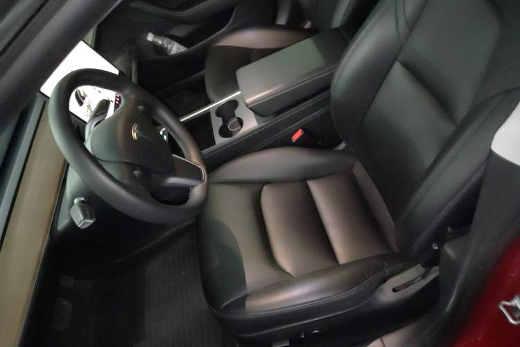 Used Tesla Model 3 2022 Rear-Wheel-Drive Version Left Front Seat