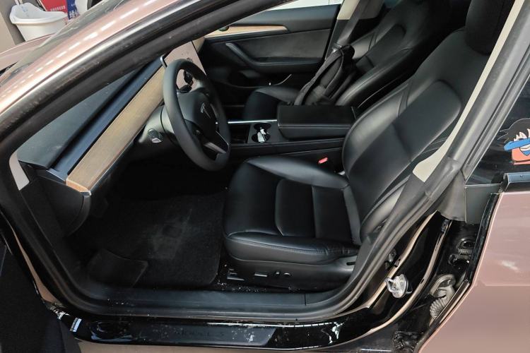 Used Tesla Model 3 2022 Rear-Wheel-Drive Version Left Front Seat