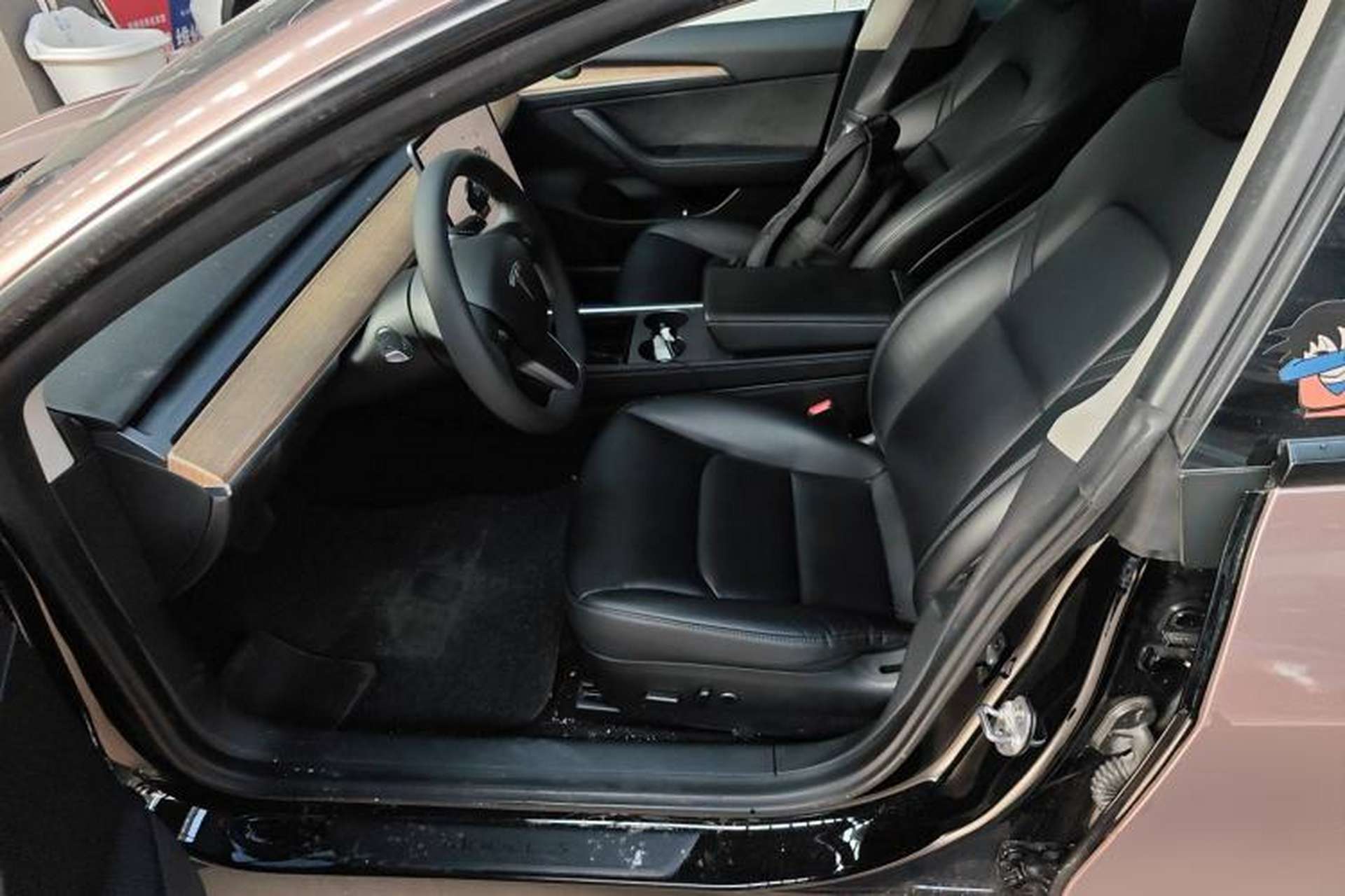 Used Tesla Model 3 2022 Rear-Wheel-Drive Version Left Front Seat