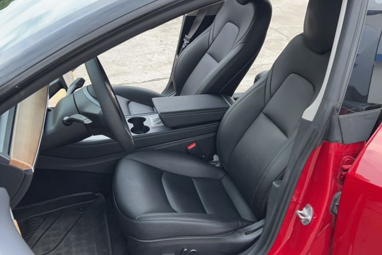 Used Tesla Model 3 2022 Performance High-Performance All-Wheel-Drive Version Left Front Seat