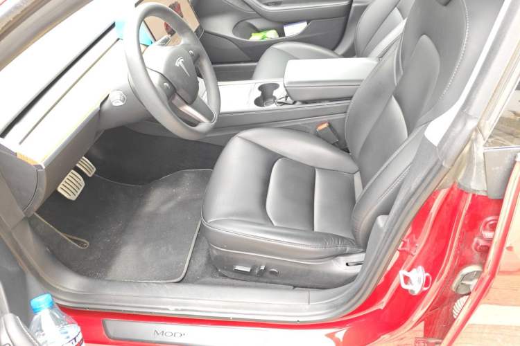 Used Tesla Model 3 2022 Performance High-Performance All-Wheel-Drive Version Left Front Seat
