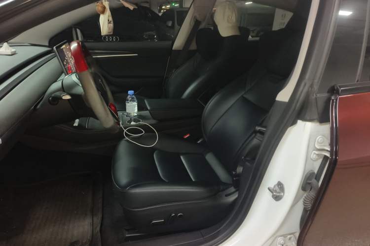 Used Tesla Model 3 2022 Performance High-Performance All-Wheel-Drive Version Left Front Seat