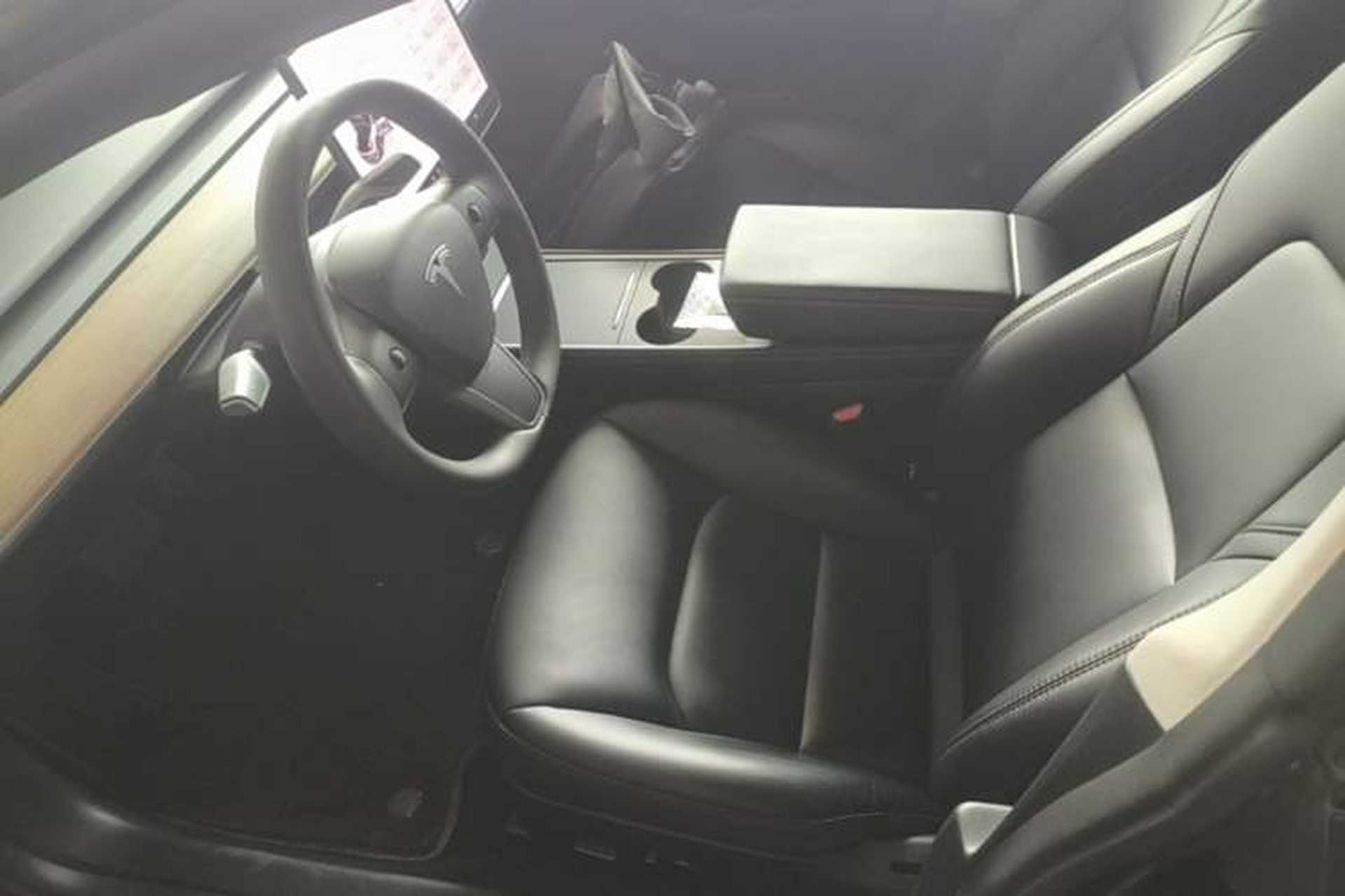 Used Tesla Model 3 2022 Rear-Wheel-Drive Version Left Front Seat