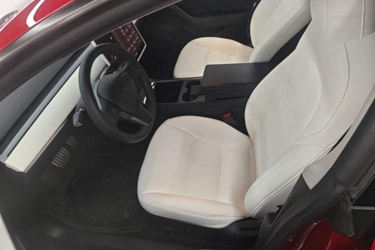 Used Tesla Model 3 2022 Performance High-Performance All-Wheel-Drive Version Left Front Seat