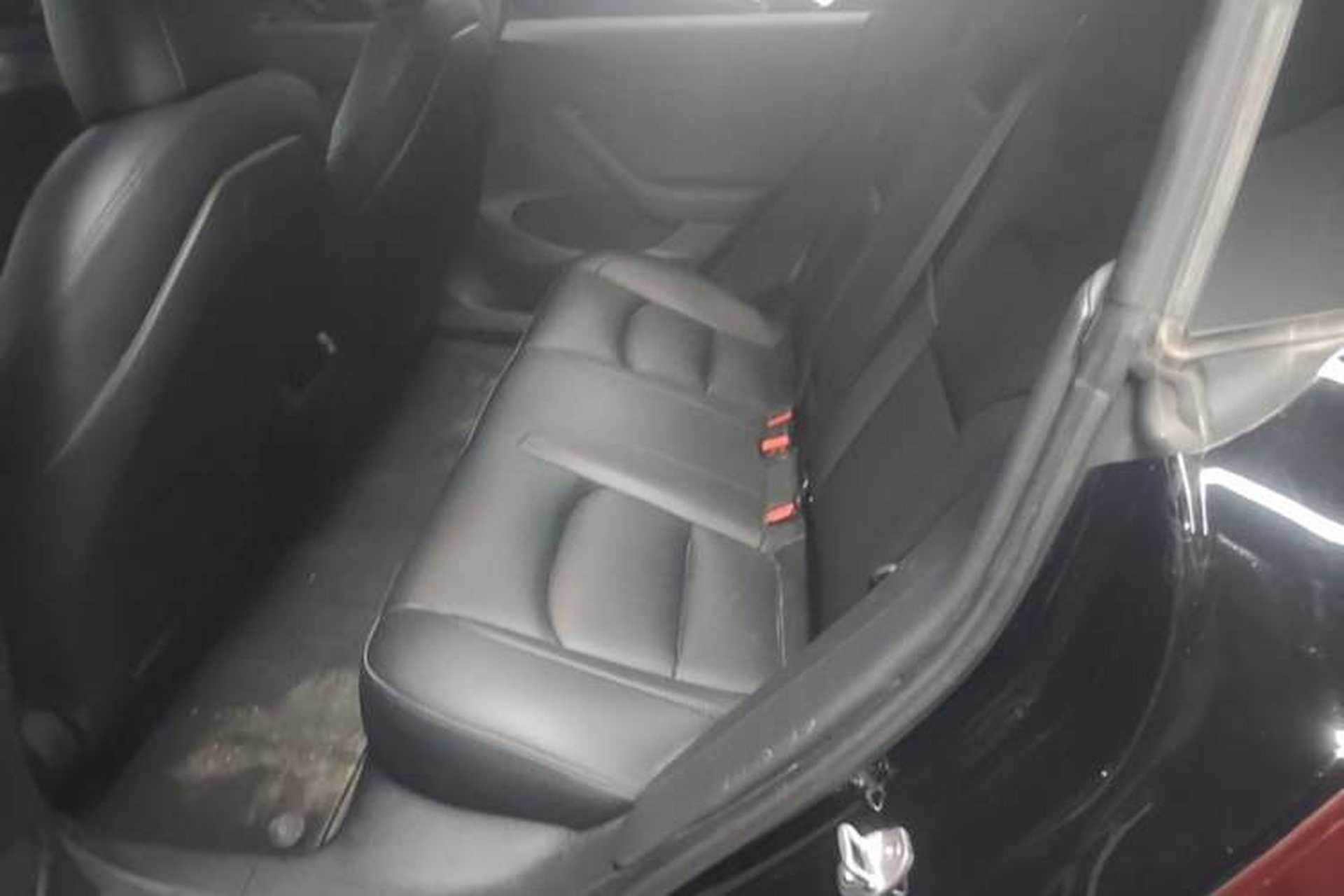 Used Tesla Model 3 2022 Performance High-Performance All-Wheel-Drive Version Left Rear Seat