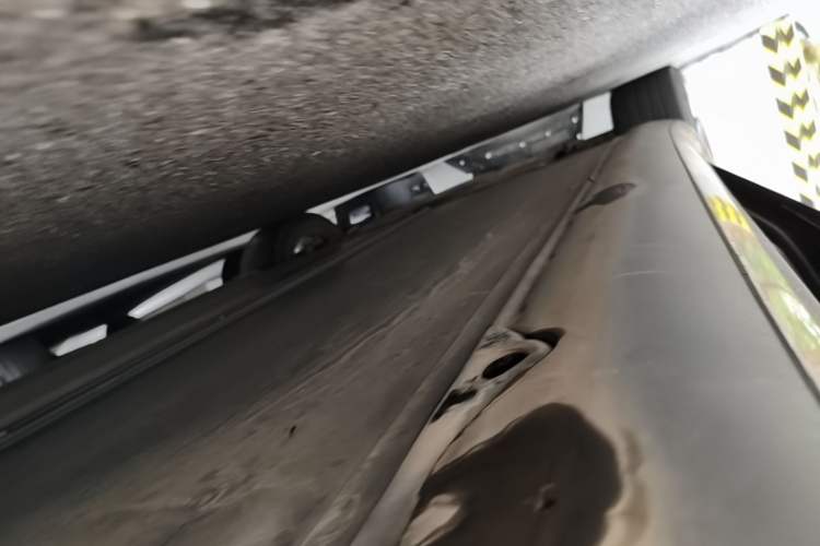 Used Tesla Model 3 2022 Rear-Wheel-Drive Version Left Side Sill