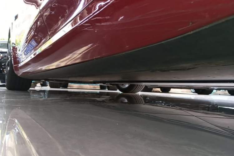 Used Tesla Model 3 2022 Performance High-Performance All-Wheel-Drive Version Left Side Sill