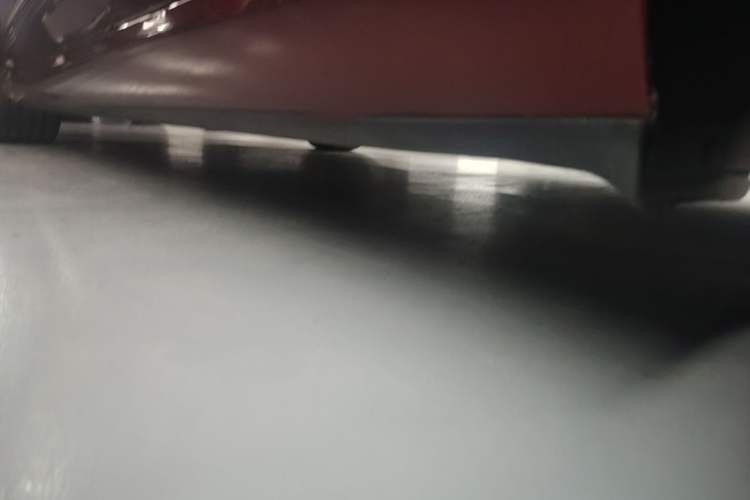Used Tesla Model 3 2022 Performance High-Performance All-Wheel-Drive Version Left Side Sill