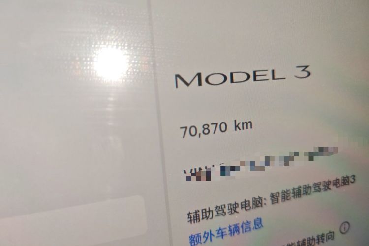 Used Tesla Model 3 2022 Rear-Wheel-Drive Version Odometer Close Up