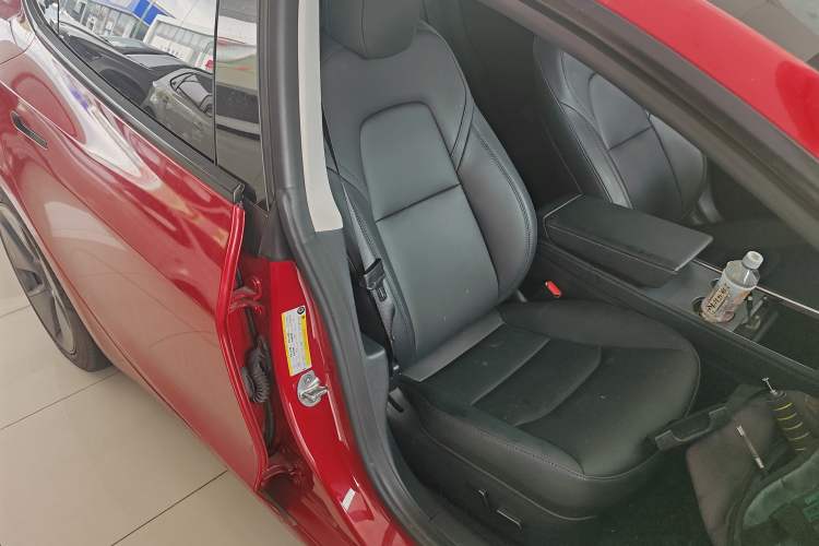 Used Tesla Model 3 2022 Rear-Wheel-Drive Version Right Front Seat