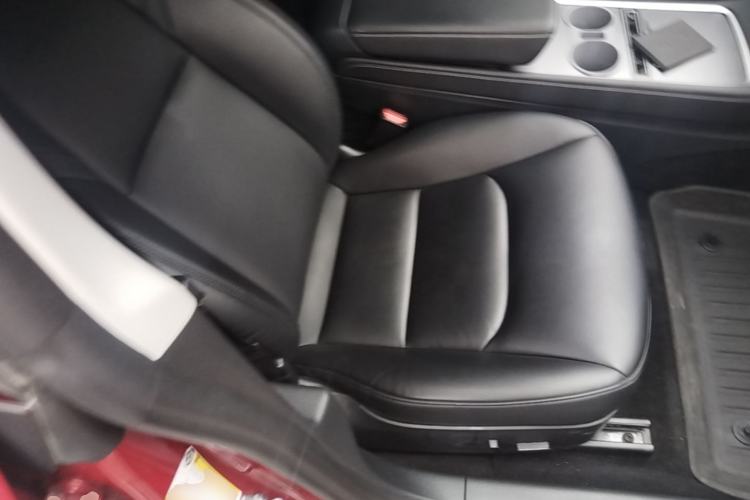 Used Tesla Model 3 2022 Rear-Wheel-Drive Version Right Front Seat