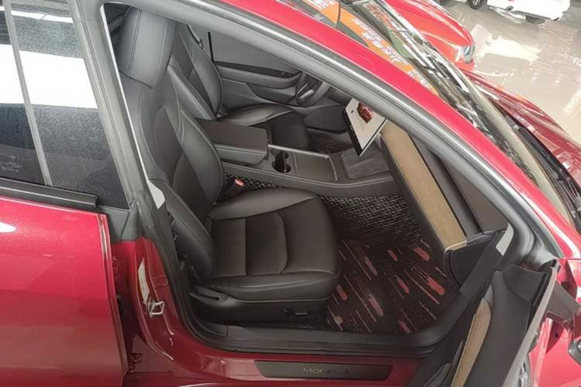 Used Tesla Model 3 2022 Rear-Wheel-Drive Version Right Front Seat
