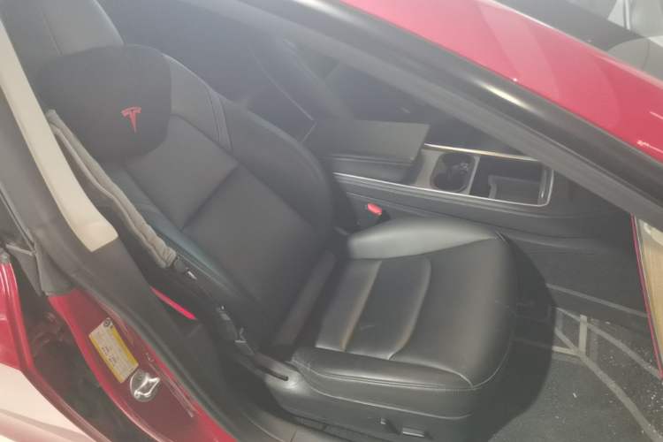 Used Tesla Model 3 2022 Performance High-Performance All-Wheel-Drive Version Right Front Seat