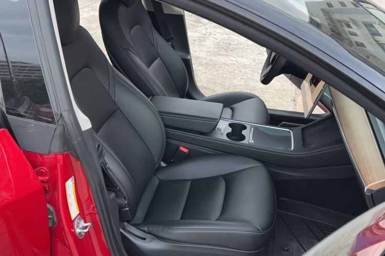 Used Tesla Model 3 2022 Performance High-Performance All-Wheel-Drive Version Right Front Seat